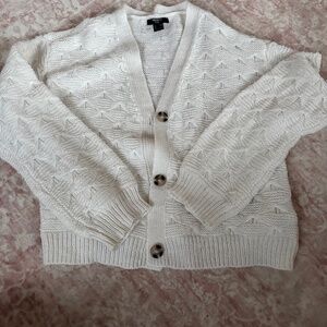 White knit sweater